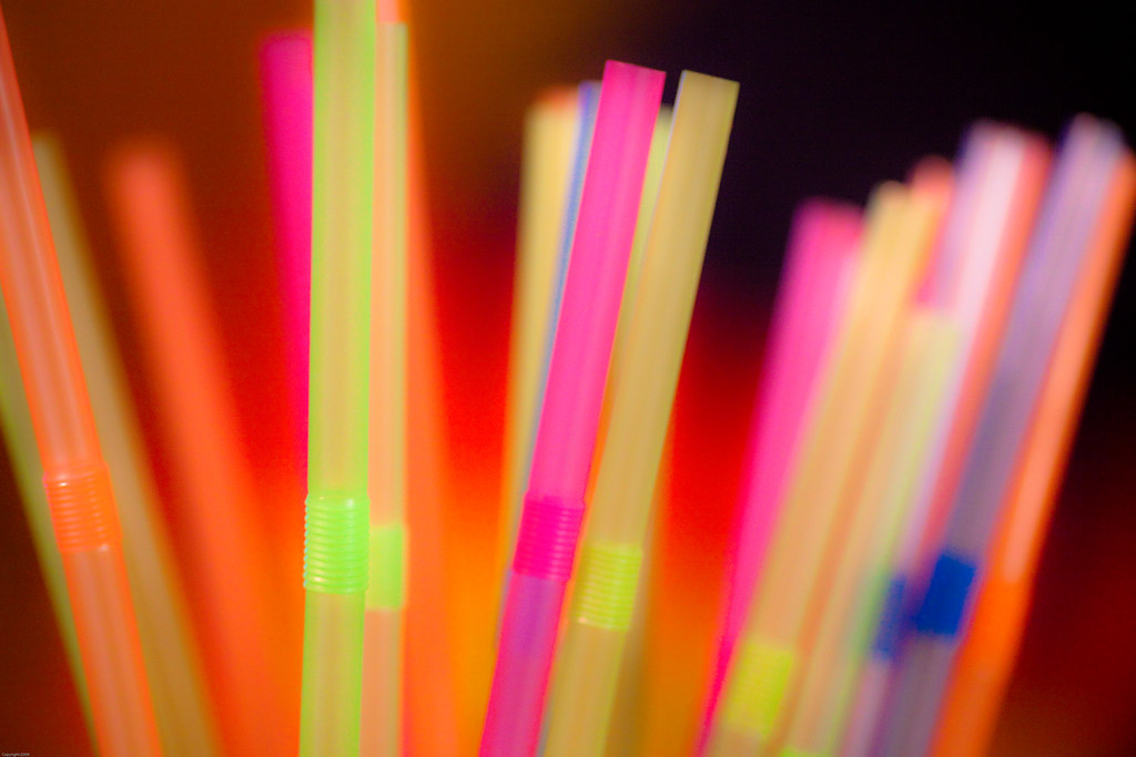 An image of plastic straws.